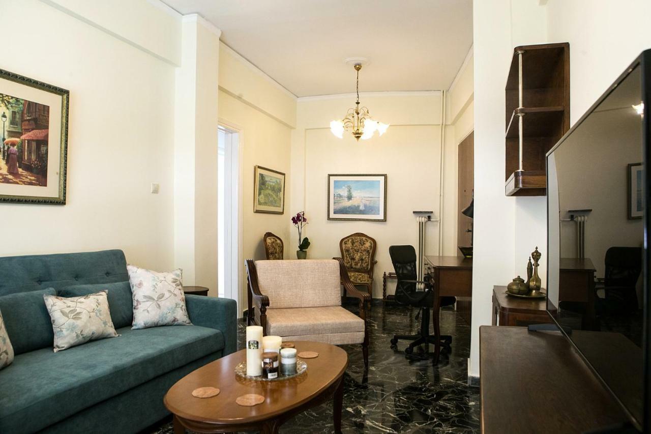 Best House, Larisis Metro, Atenas Exterior foto